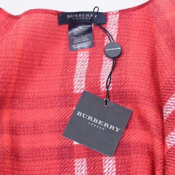 New Burberry Nova cape check poncho jacket wool silk red - Picture 8 of 11